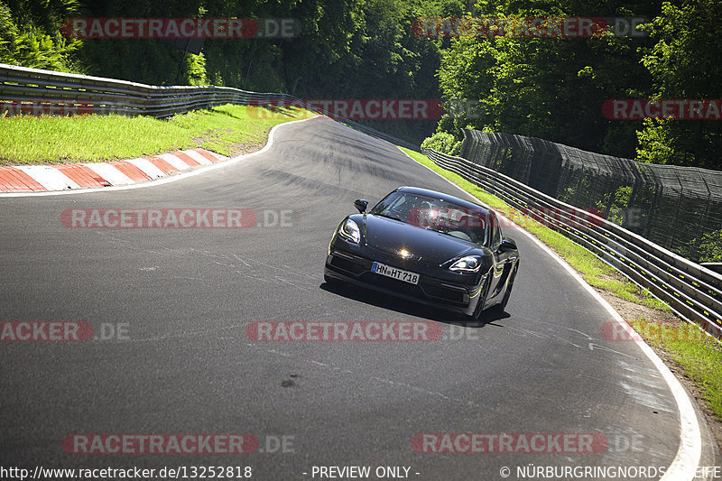 Bild #13252818 - Touristenfahrten Nürburgring Nordschleife (13.06.2021)