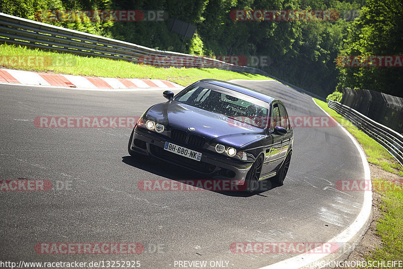 Bild #13252925 - Touristenfahrten Nürburgring Nordschleife (13.06.2021)