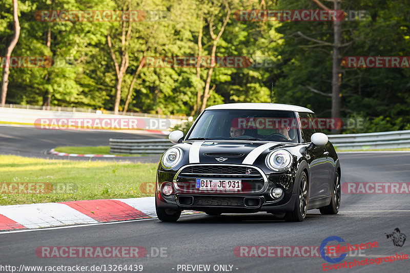 Bild #13264439 - Touristenfahrten Nürburgring Nordschleife (15.06.2021)