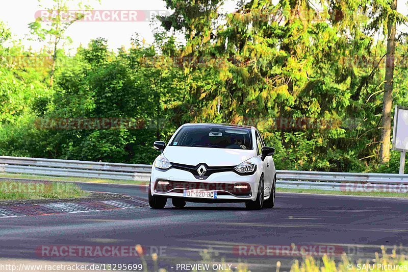 Bild #13295699 - Touristenfahrten Nürburgring Nordschleife (18.06.2021)