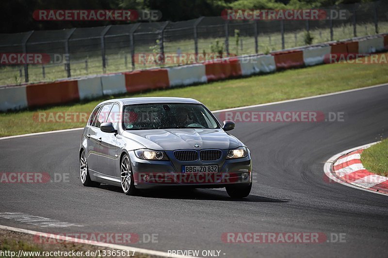 Bild #13365617 - Touristenfahrten Nürburgring Nordschleife (20.06.2021)