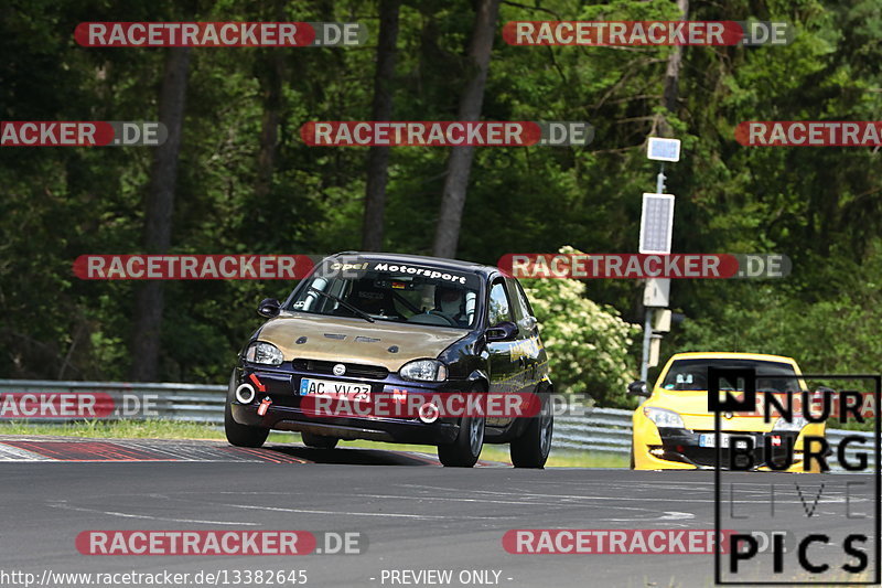 Bild #13382645 - Touristenfahrten Nürburgring Nordschleife (20.06.2021)