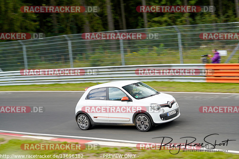 Bild #13696382 - Touristenfahrten Nürburgring Nordschleife (01.08.2021)