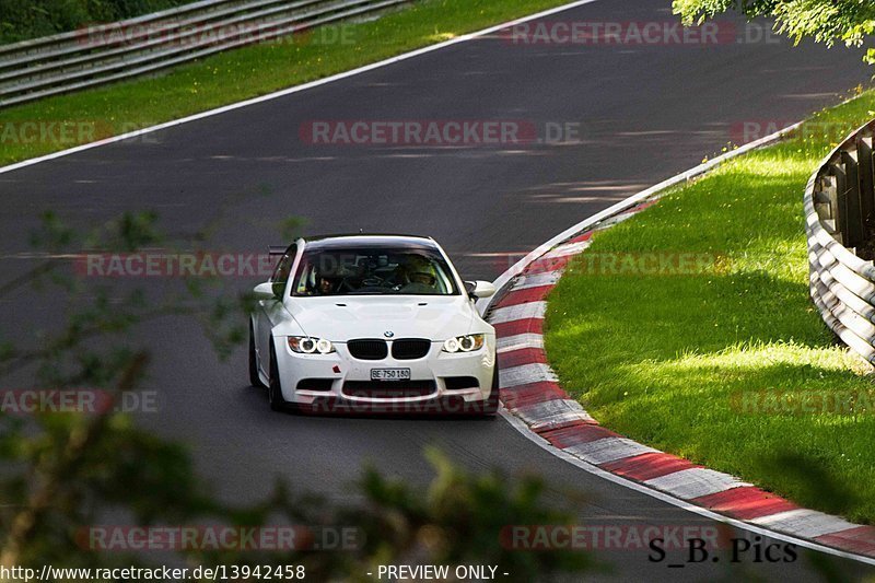 Bild #13942458 - Touristenfahrten Nürburgring Nordschleife (14.08.2021)