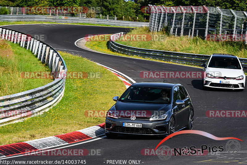 Bild #14003745 - Touristenfahrten Nürburgring Nordschleife (15.08.2021)