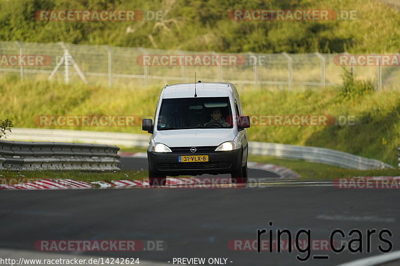 Bild #14242624 - Touristenfahrten Nürburgring Nordschleife (26.08.2021)