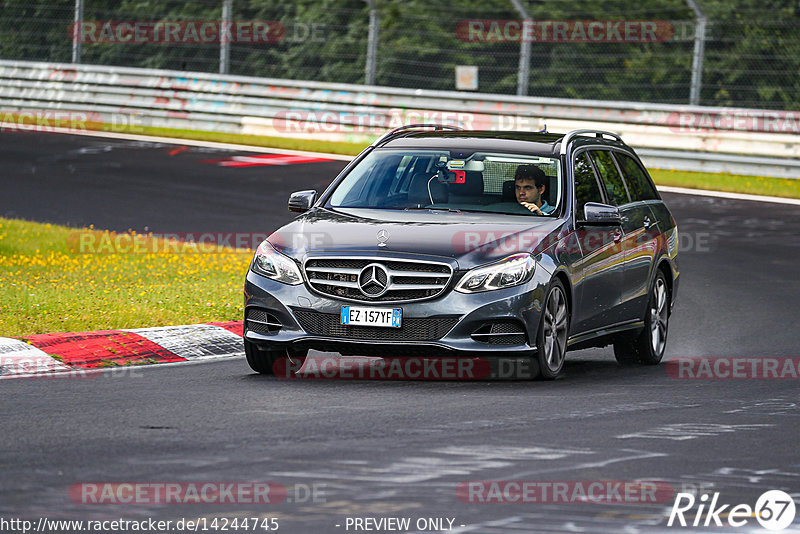 Bild #14244745 - Touristenfahrten Nürburgring Nordschleife (27.08.2021)