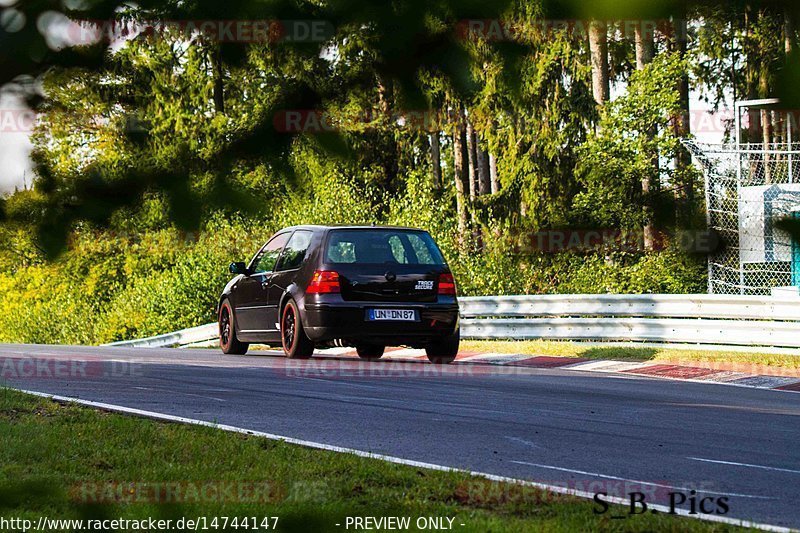 Bild #14744147 - Touristenfahrten Nürburgring Nordschleife (26.09.2021)