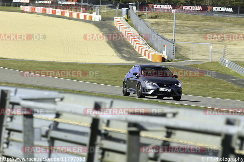 Bild #11797058 - Touristenfahrten Nürburgring GP-Strecke (28.03.2021)