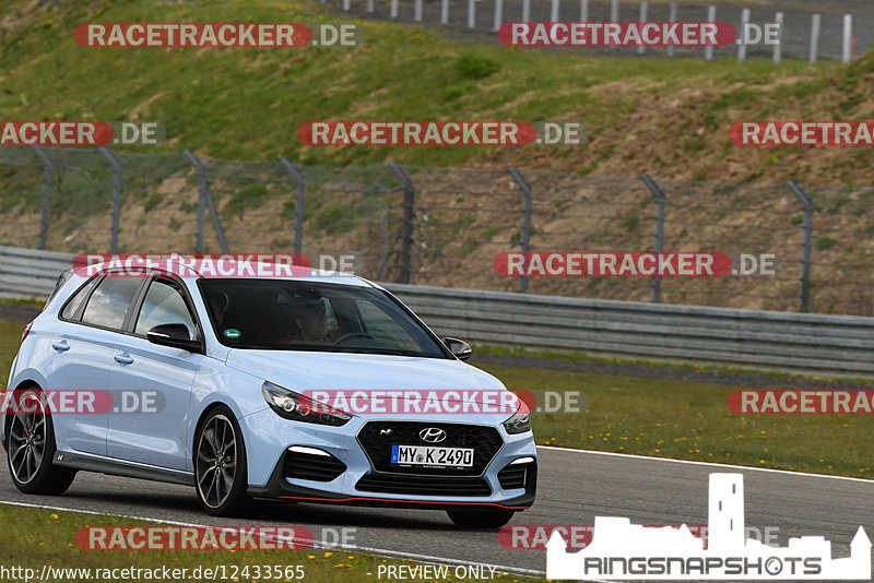 Bild #12433565 - Touristenfahrten Nürburgring GP-Strecke (02.05.2021)