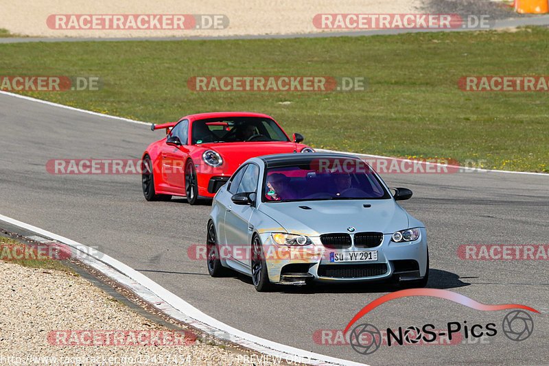 Bild #12457454 - Touristenfahrten Nürburgring GP-Strecke (02.05.2021)