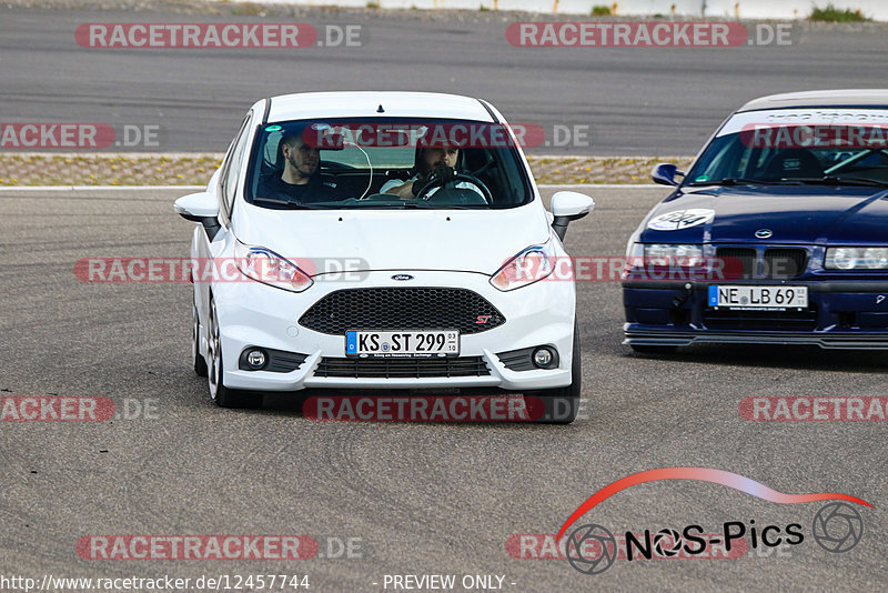 Bild #12457744 - Touristenfahrten Nürburgring GP-Strecke (02.05.2021)