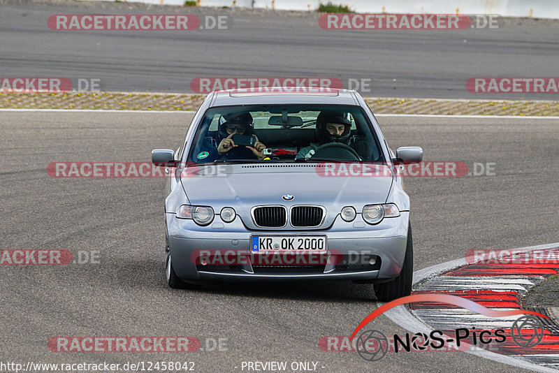 Bild #12458042 - Touristenfahrten Nürburgring GP-Strecke (02.05.2021)