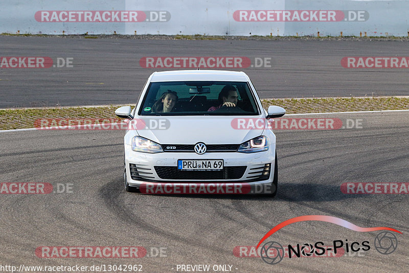 Bild #13042962 - Touristenfahrten Nürburgring GP-Strecke (30.05.2021)