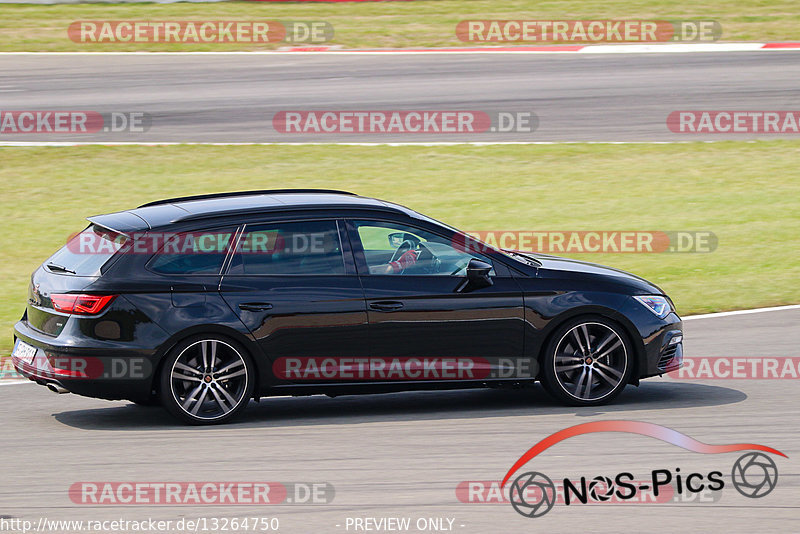 Bild #13264750 - Touristenfahrten Nürburgring GP-Strecke (15.06.2021)