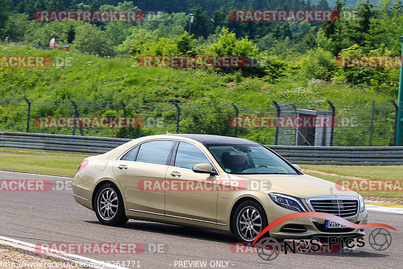 Bild #13264771 - Touristenfahrten Nürburgring GP-Strecke (15.06.2021)