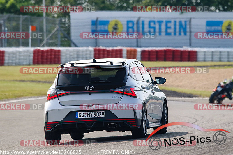 Bild #13266825 - Touristenfahrten Nürburgring GP-Strecke (15.06.2021)