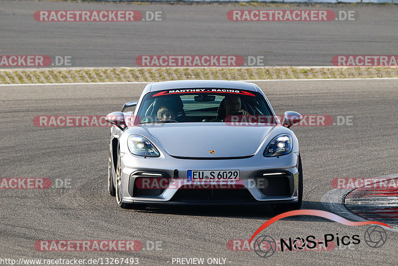 Bild #13267493 - Touristenfahrten Nürburgring GP-Strecke (15.06.2021)