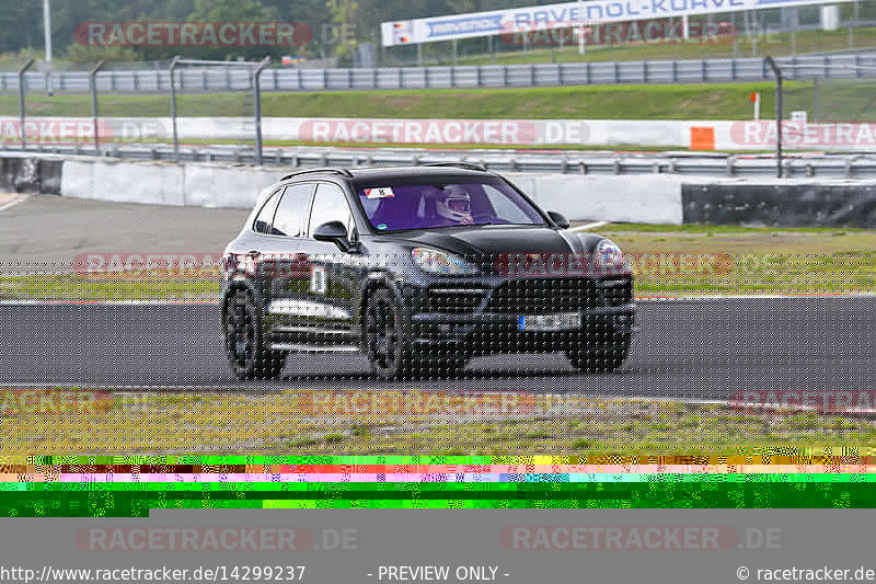 Bild #14299237 - SPORTFAHRERTRAINING NORDSCHLEIFE GP