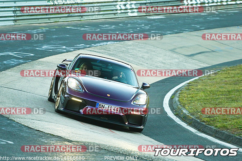 Bild #14866680 - 60 Jahre Porsche Club Nürburgring (Corso/Weltrekordversuch)