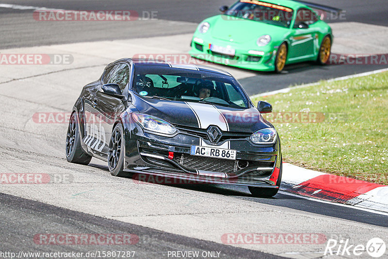 Bild #15807287 - Touristenfahrten Nürburgring Nordschleife (10.04.2022)