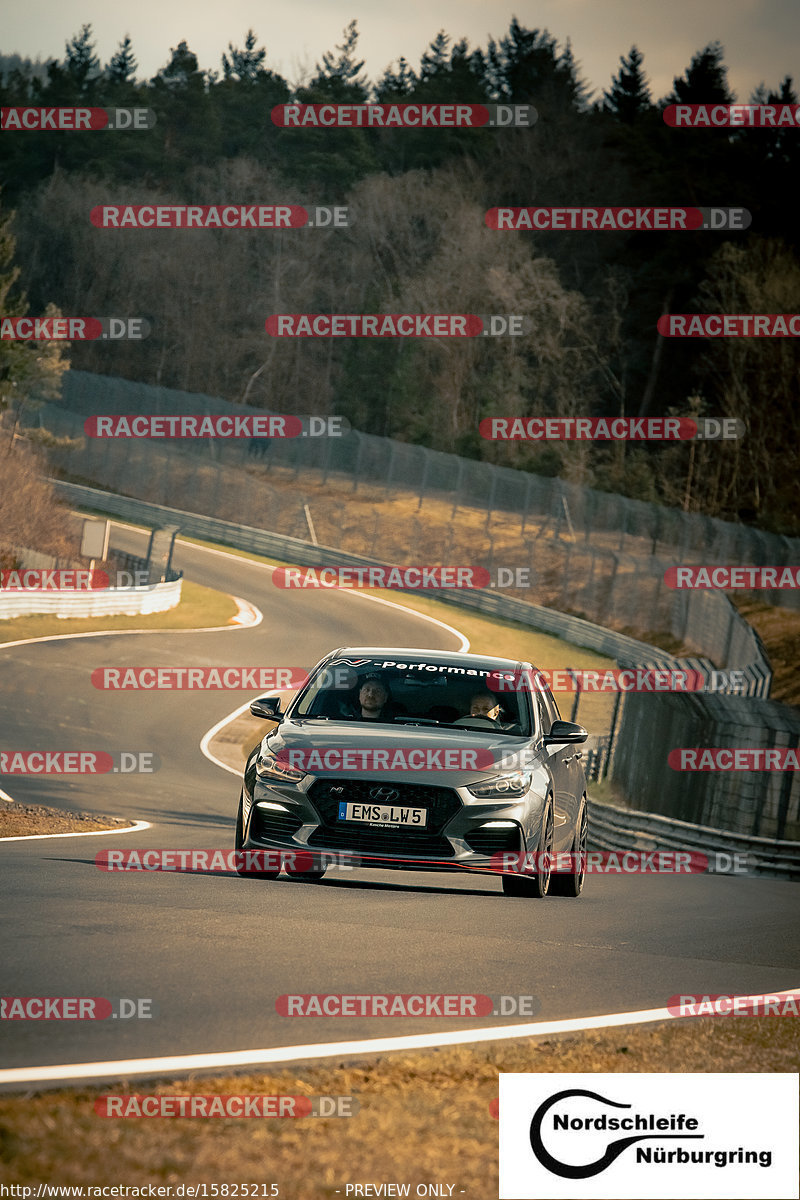 Bild #15825215 - Touristenfahrten Nürburgring Nordschleife (10.04.2022)