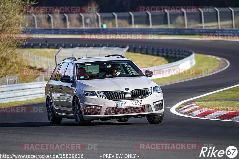 Bild #15839616 - Touristenfahrten Nürburgring Nordschleife (11.04.2022)