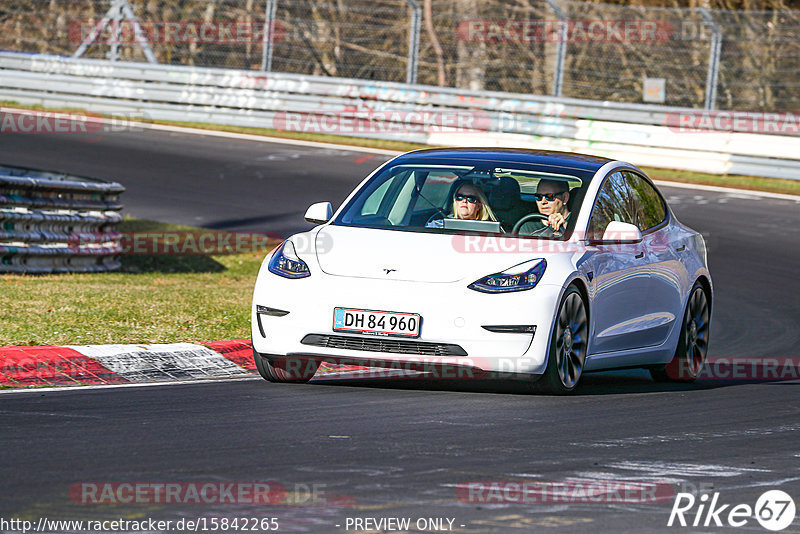 Bild #15842265 - Touristenfahrten Nürburgring Nordschleife (11.04.2022)