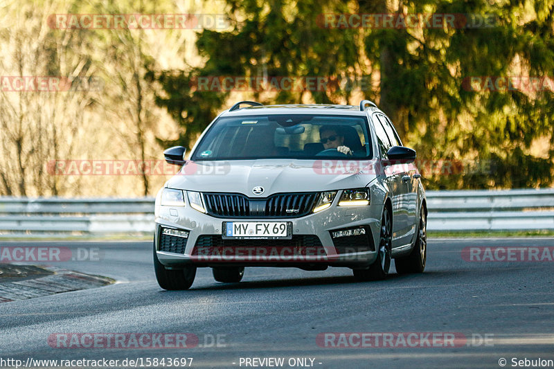 Bild #15843697 - Touristenfahrten Nürburgring Nordschleife (11.04.2022)