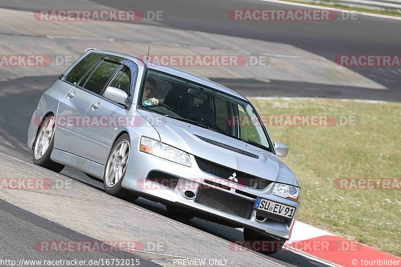 Bild #16752015 - Touristenfahrten Nürburgring Nordschleife (15.05.2022)