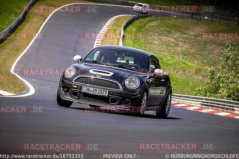 Bild #16752353 - Touristenfahrten Nürburgring Nordschleife (15.05.2022)