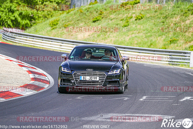 Bild #16752992 - Touristenfahrten Nürburgring Nordschleife (15.05.2022)