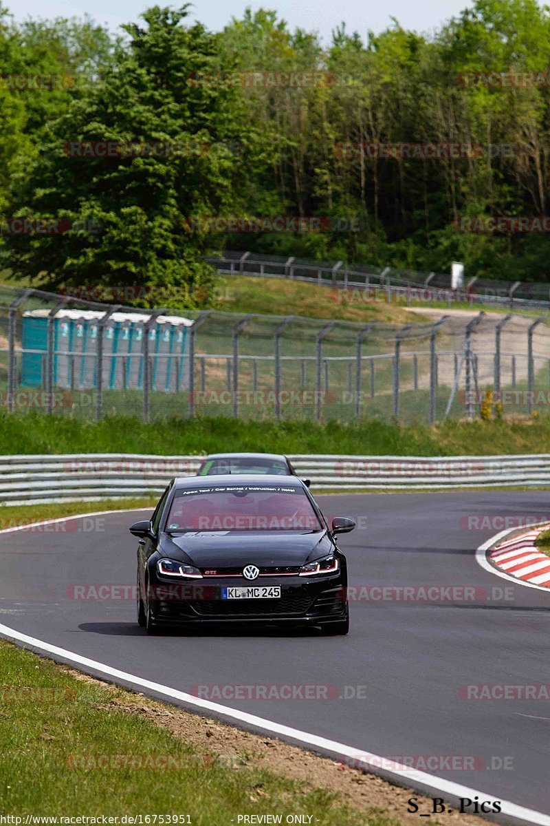 Bild #16753951 - Touristenfahrten Nürburgring Nordschleife (15.05.2022)