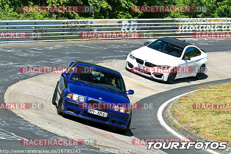 Bild #16795243 - Touristenfahrten Nürburgring Nordschleife (15.05.2022)