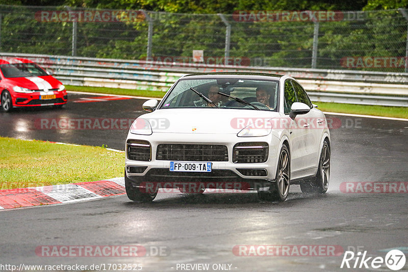 Bild #17032525 - Touristenfahrten Nürburgring Nordschleife (08.06.2022)