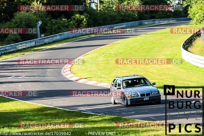 Bild #17039842 - Touristenfahrten Nürburgring Nordschleife (09.06.2022)