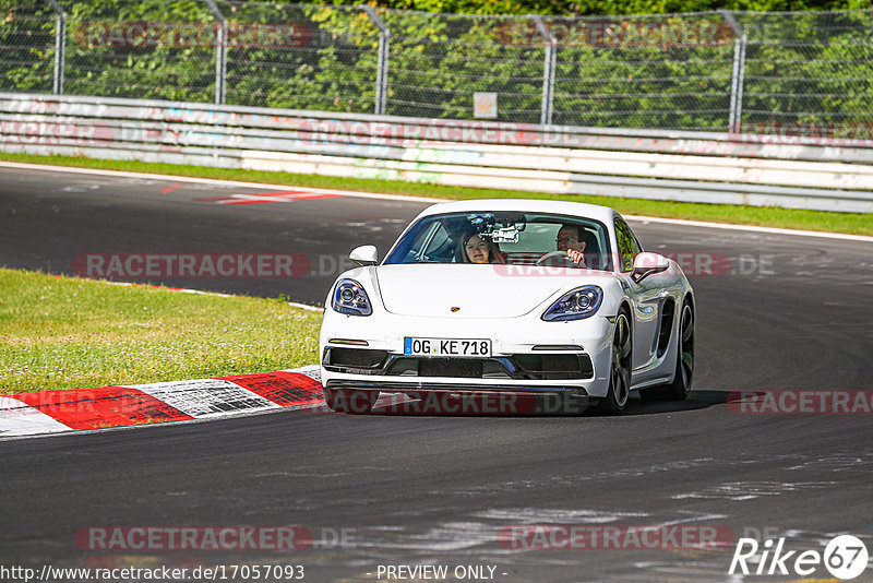 Bild #17057093 - Touristenfahrten Nürburgring Nordschleife (10.06.2022)