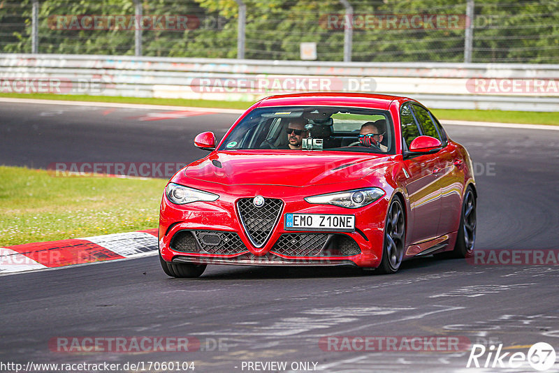 Bild #17060104 - Touristenfahrten Nürburgring Nordschleife (10.06.2022)