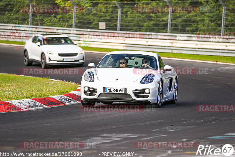 Bild #17061090 - Touristenfahrten Nürburgring Nordschleife (10.06.2022)