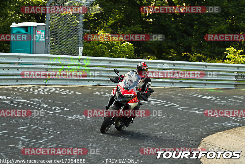 Bild #17064688 - Touristenfahrten Nürburgring Nordschleife (10.06.2022)