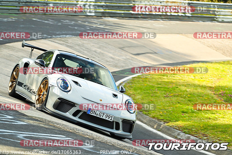 Bild #17065363 - Touristenfahrten Nürburgring Nordschleife (10.06.2022)