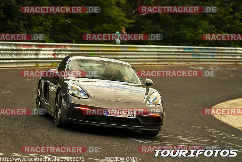 Bild #17066071 - Touristenfahrten Nürburgring Nordschleife (10.06.2022)