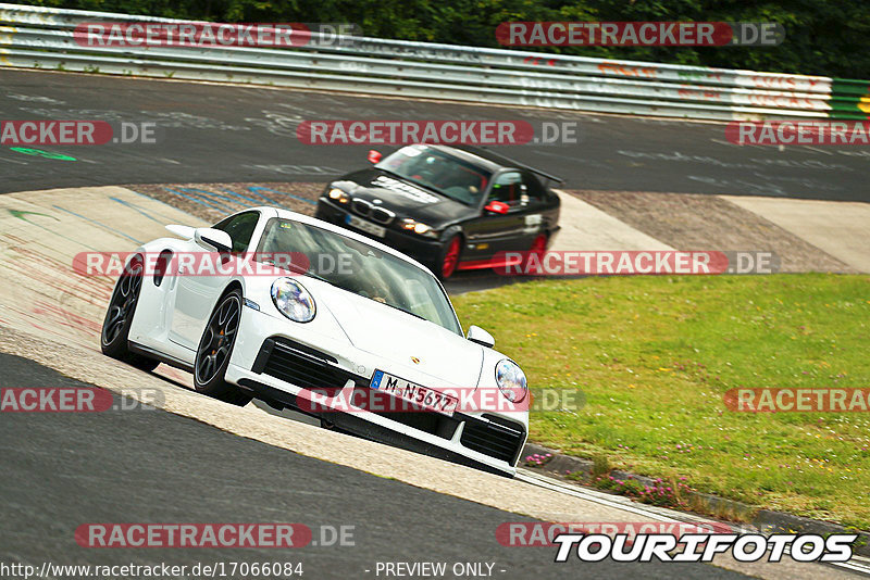 Bild #17066084 - Touristenfahrten Nürburgring Nordschleife (10.06.2022)