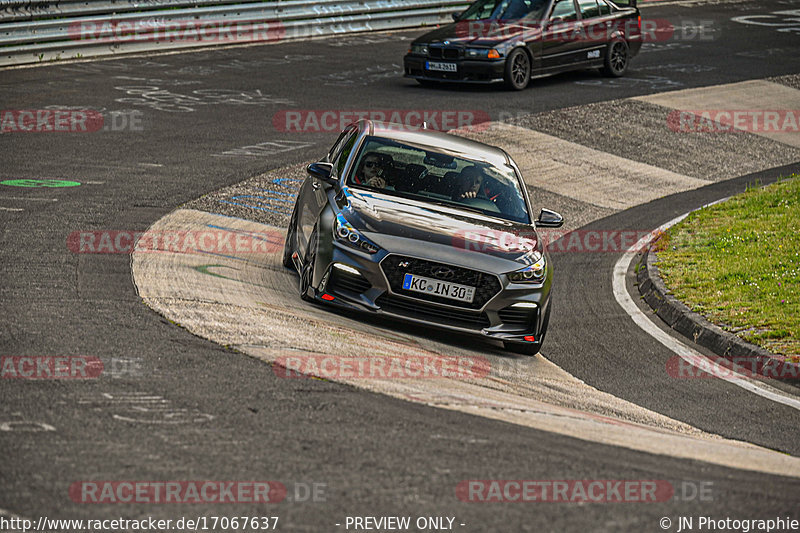 Bild #17067637 - Touristenfahrten Nürburgring Nordschleife (10.06.2022)