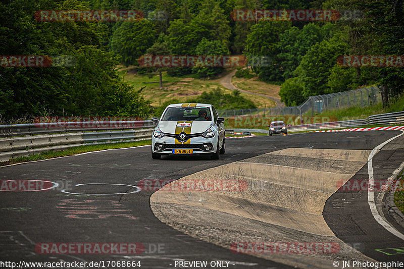 Bild #17068664 - Touristenfahrten Nürburgring Nordschleife (10.06.2022)