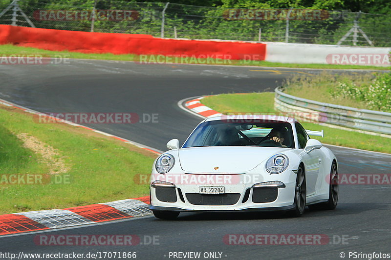 Bild #17071866 - Touristenfahrten Nürburgring Nordschleife (11.06.2022)