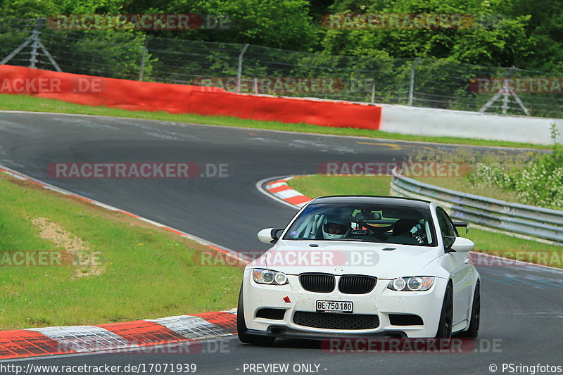 Bild #17071939 - Touristenfahrten Nürburgring Nordschleife (11.06.2022)