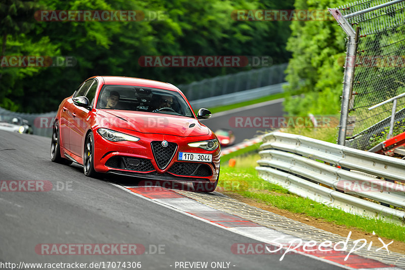 Bild #17074306 - Touristenfahrten Nürburgring Nordschleife (11.06.2022)