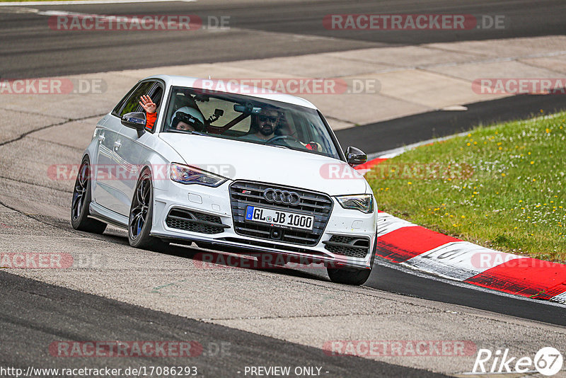 Bild #17086293 - Touristenfahrten Nürburgring Nordschleife (11.06.2022)