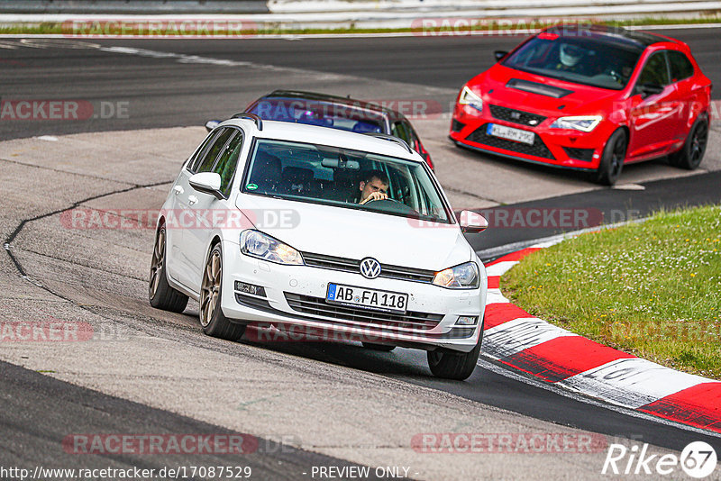 Bild #17087529 - Touristenfahrten Nürburgring Nordschleife (11.06.2022)